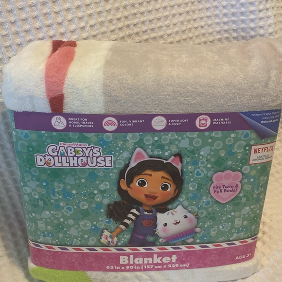 Gabby’s Dollhouse Kids Plush Blanket, Twin/Full Size, DreamWorks, 62”x90”. - Picture 11 of 12